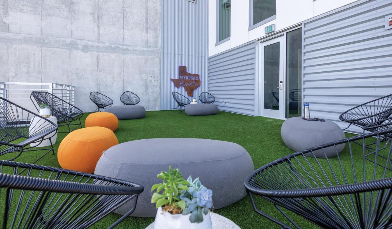 Club Wyndham Austin Hotel Bagian luar foto