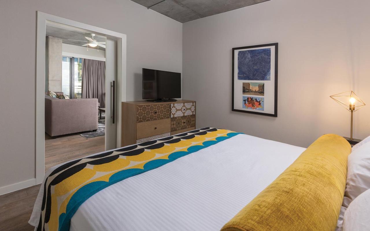 Club Wyndham Austin Hotel Bagian luar foto