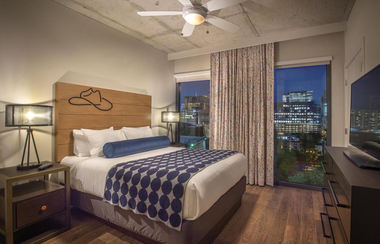 Club Wyndham Austin Hotel Bagian luar foto