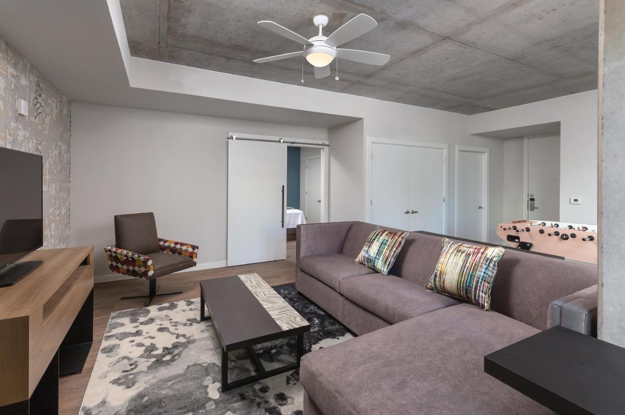 Club Wyndham Austin Hotel Bagian luar foto