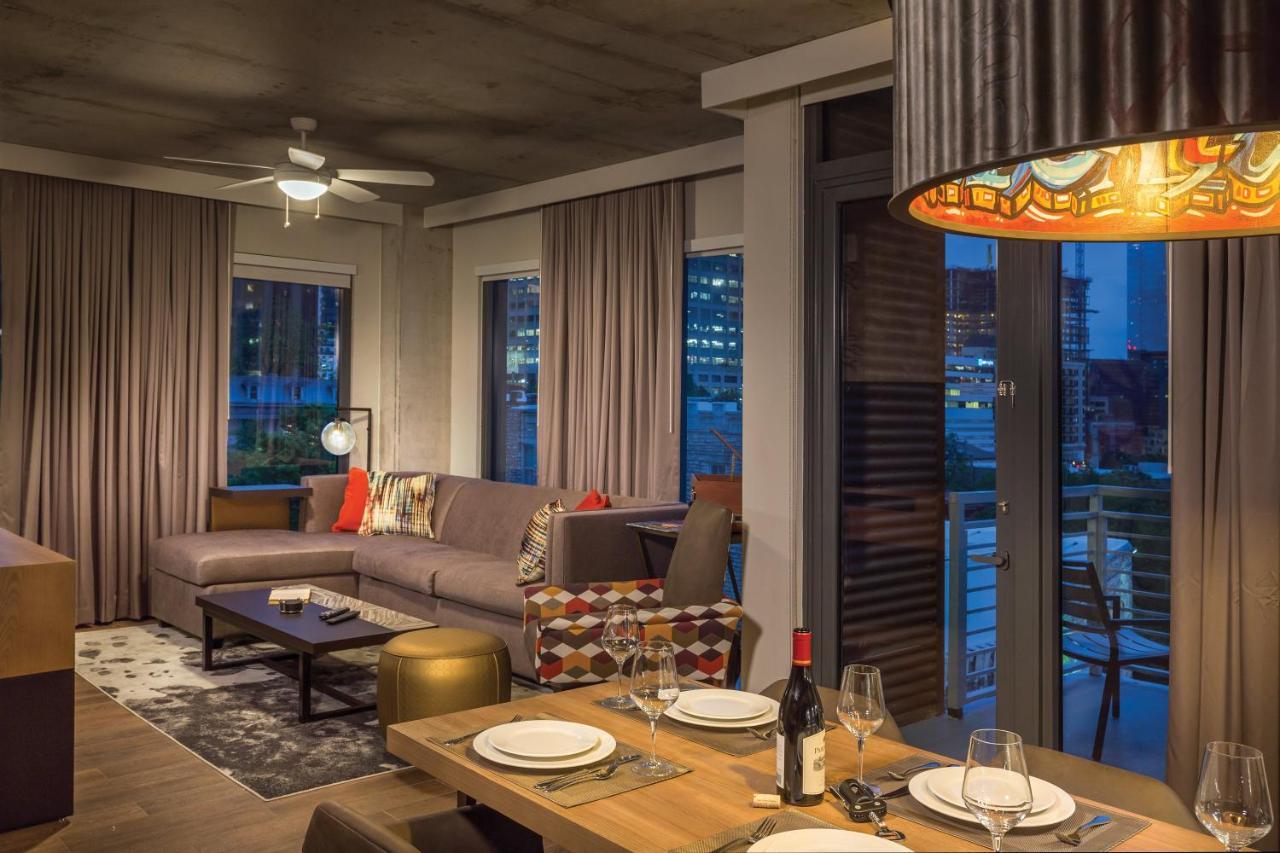 Club Wyndham Austin Hotel Bagian luar foto