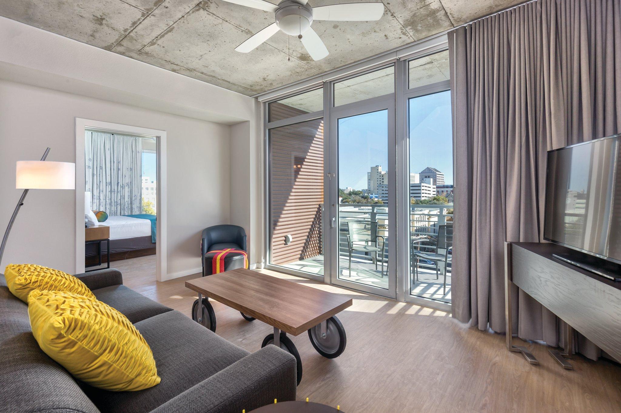 Club Wyndham Austin Hotel Bagian luar foto