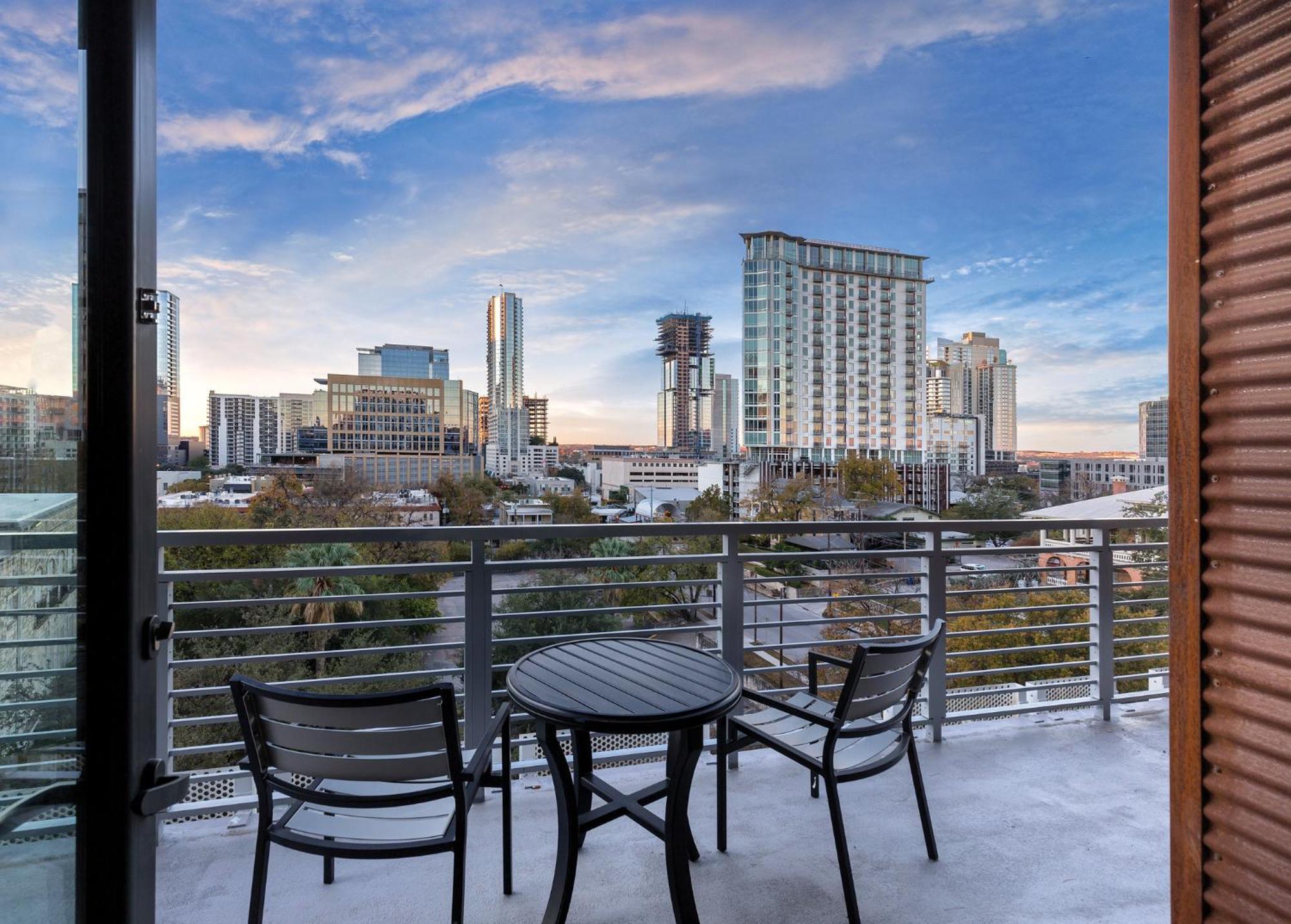 Club Wyndham Austin Hotel Bagian luar foto