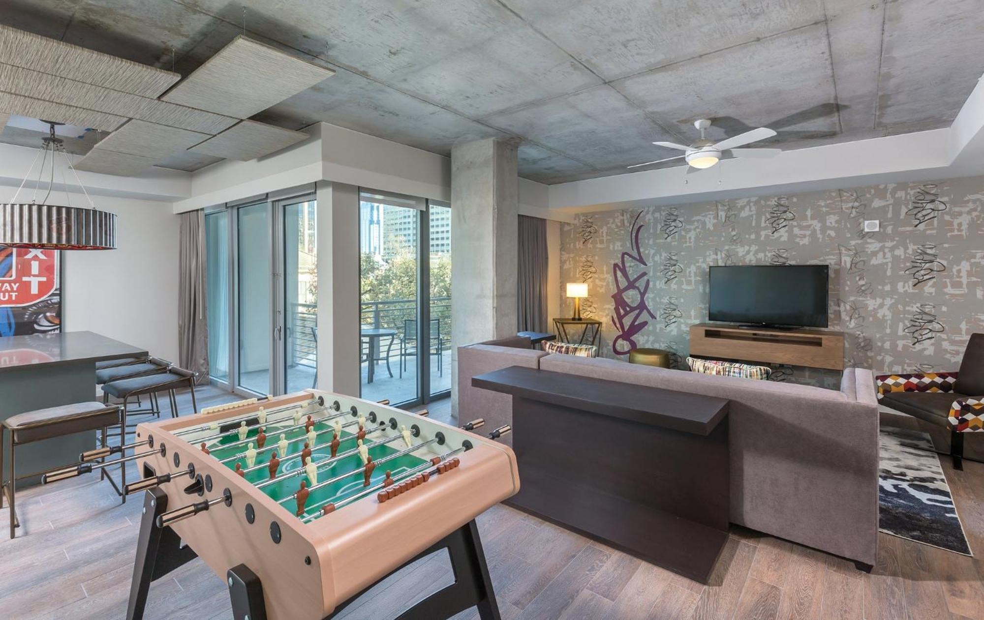 Club Wyndham Austin Hotel Bagian luar foto